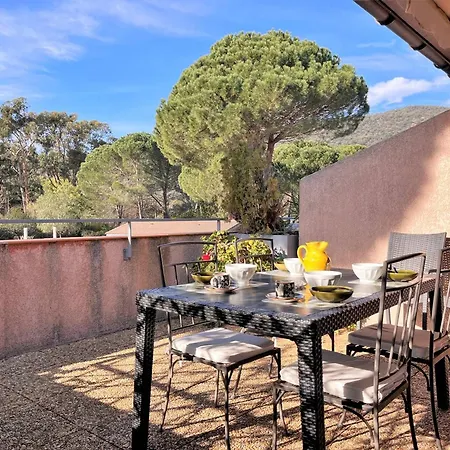 Duplex Avec Piscine, 3 Pieces Cabine, 6 Couchages, Terrasses Et Parking Proche - - Fr-1-251-536 Le Lavandou